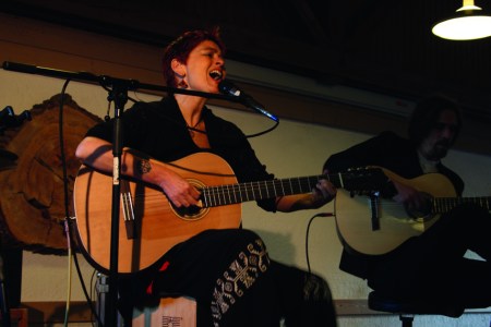 Verónica Gonzalez Krumbach Weltladen Konzert Jubiläum Weltmusik Latin Folklore Indianer Lateinamerikanisch